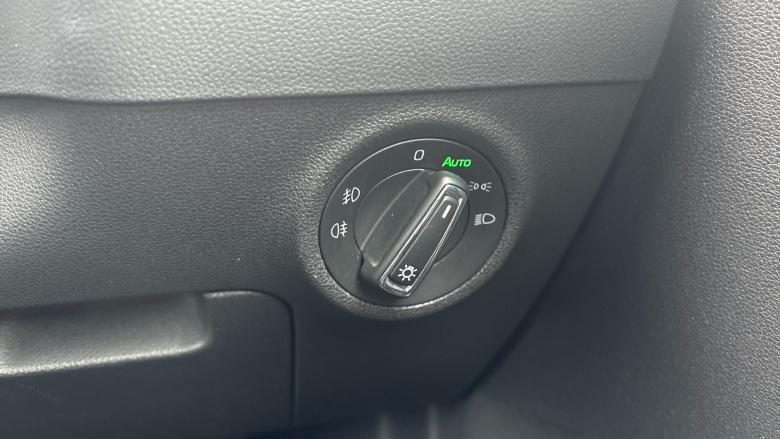 Skoda Karoq 1.5 TSI SE L 5dr DSG Petrol Estate